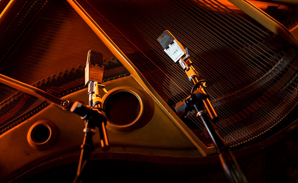 AKG C414 EB Stereo Piano Miking