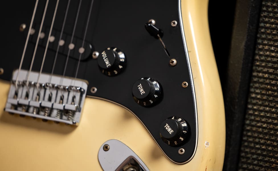 CBS Era 1980 Fender Stratocaster Controls