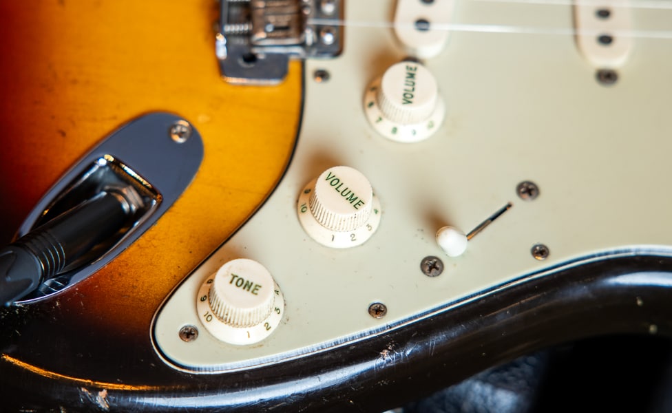 1961 Fender Stratocaster Controls