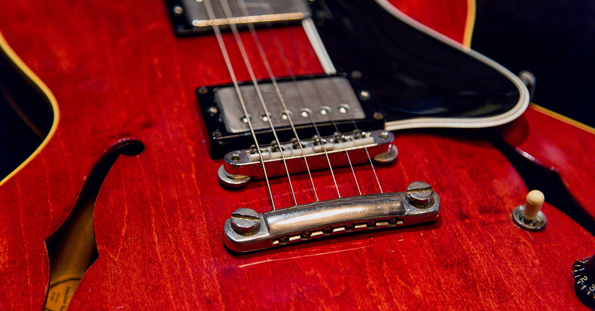 Choosing the Right Guitar Body Style