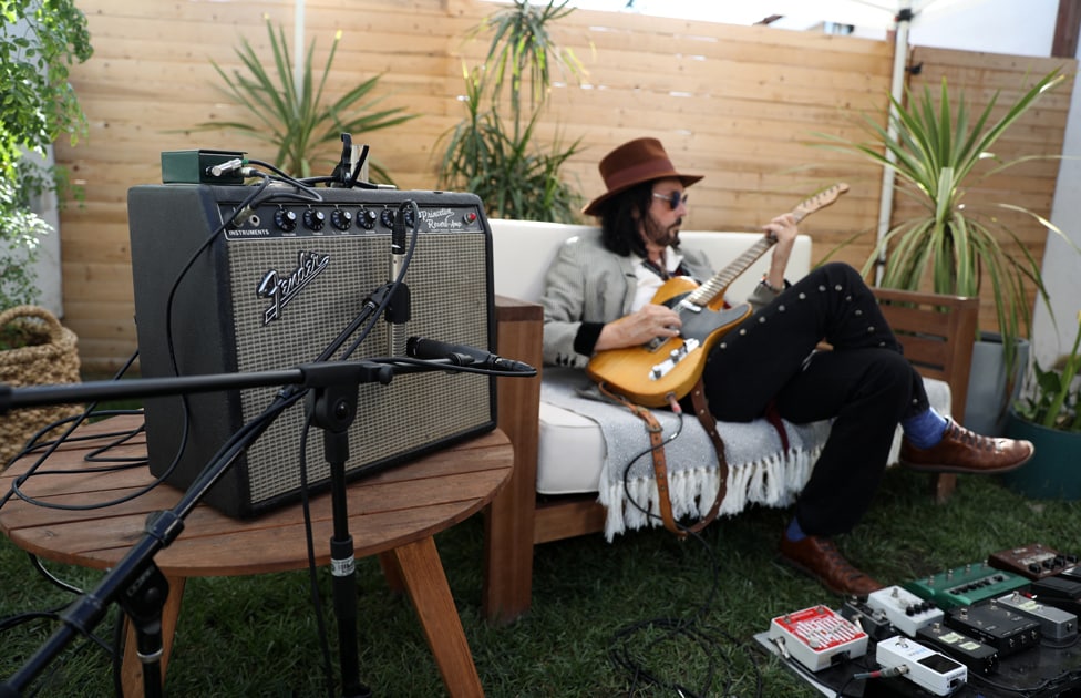 Mike Campbell playing his Fender Broadcaster into a Princeton Reverb