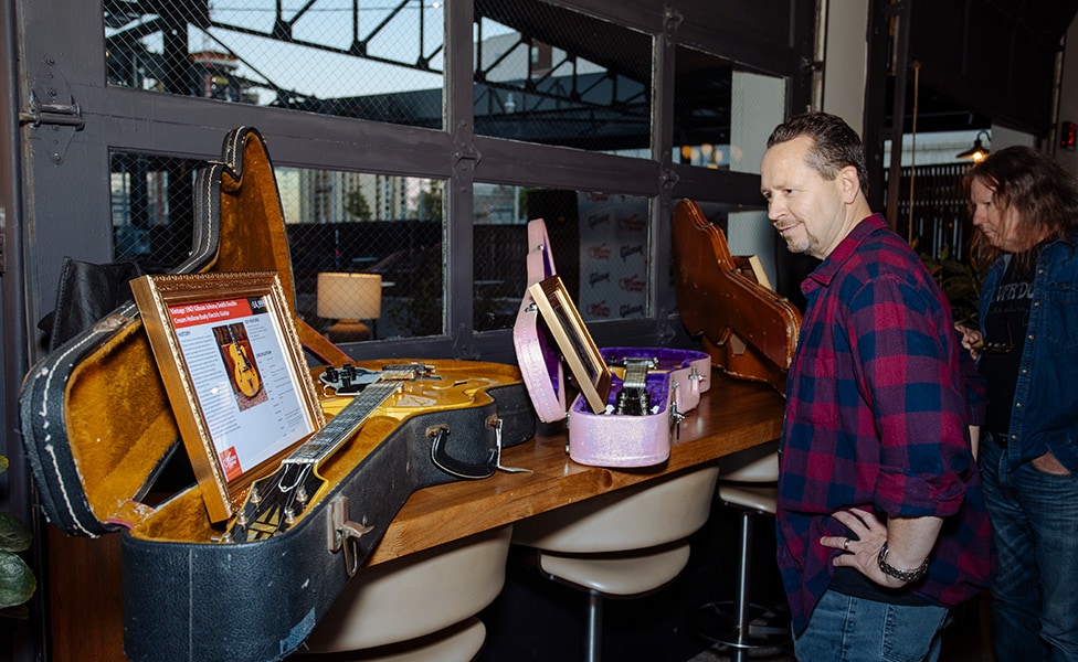 Gibson 1967 Johnny Smith Double Cream Electric Guitar at 2025 Nashville Vintage Event
