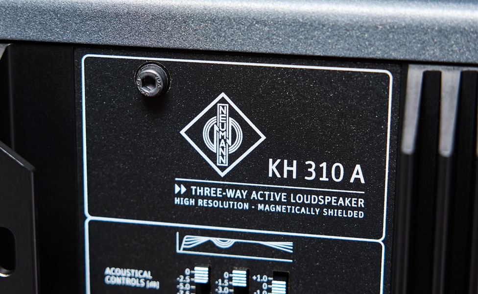 Neumann KH 310 Rear Panel
