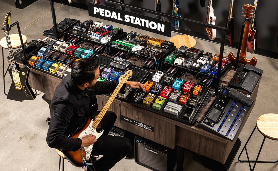 Guitar Center Pedal Station