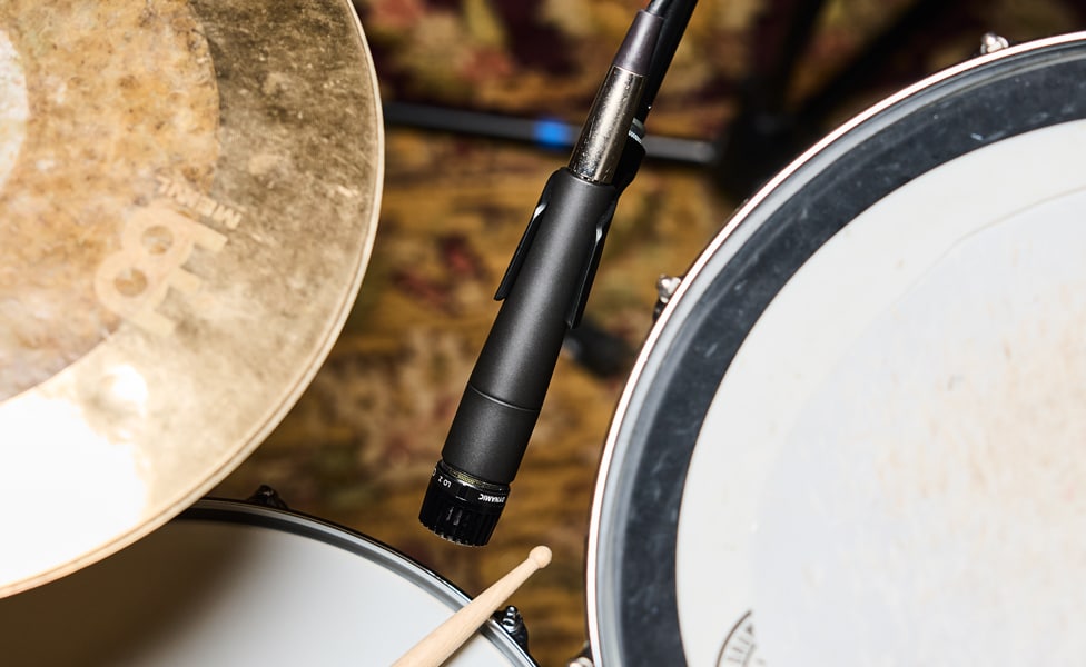 Shure SM57 Dynamic Instrument Microphone Miking Snare Drum