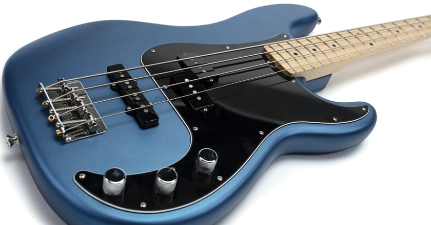 Fender American Performer Precision Bass contours