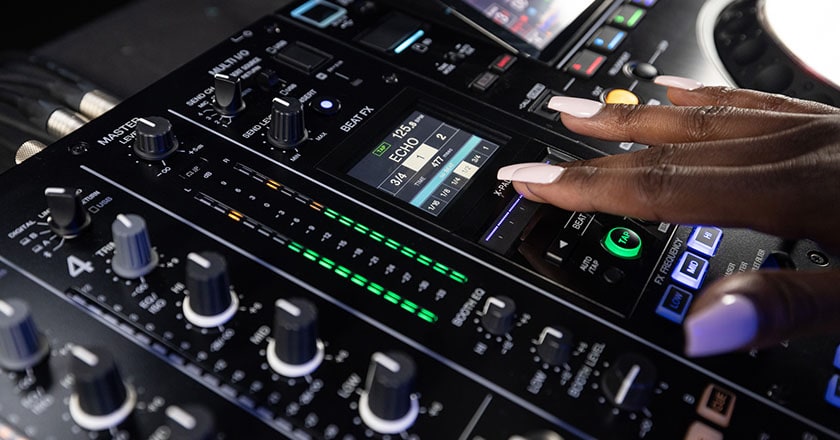 Pioneer DJ DJM-A9 Mixer Beat FX