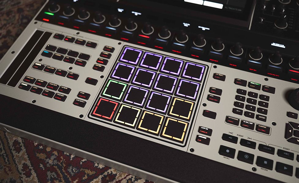 Akai_MPC_XL_Beatpads_Inline_2.jpg