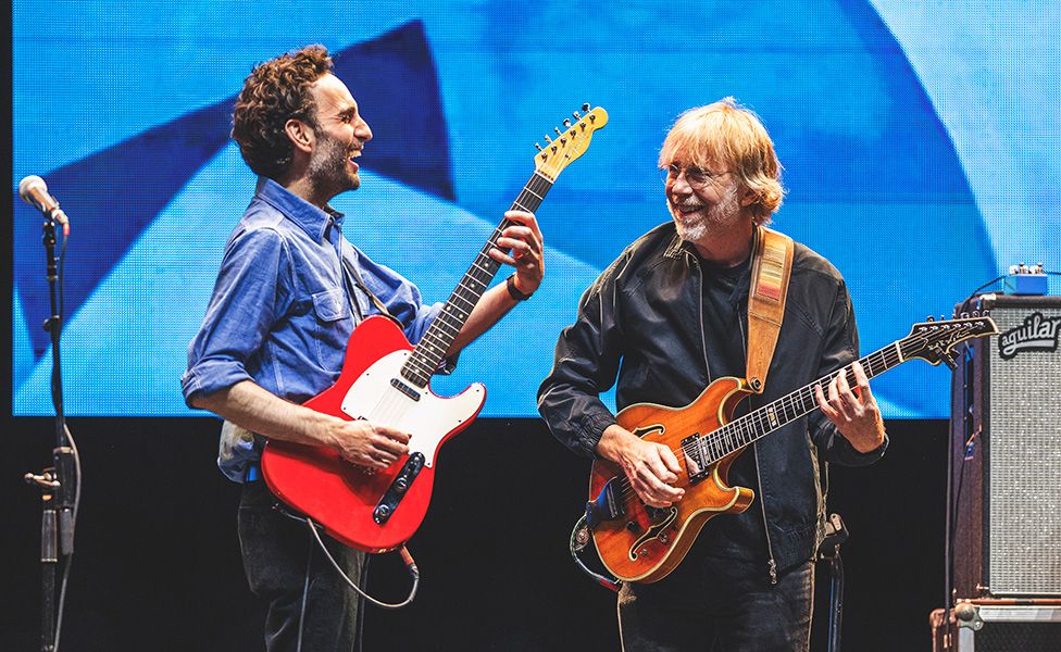 Julian_Lage_Trey_Anastasio_Crossroads_2026_Inline.jpg