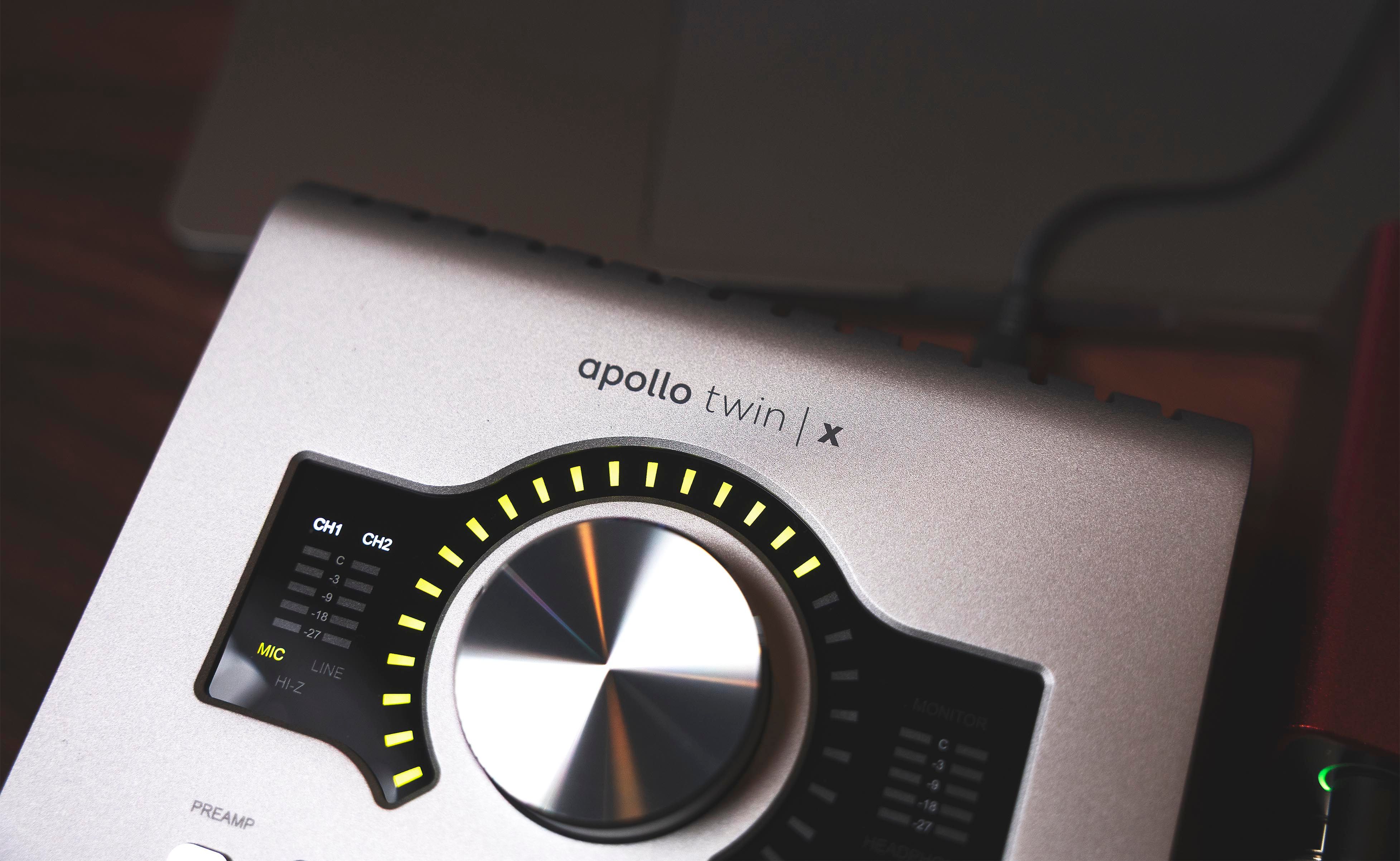 Universal_Audio_Apollo_Twin_X_DUO_Interface_Inline.jpg