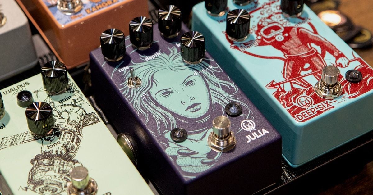 How To Build a Guitar Pedalboard