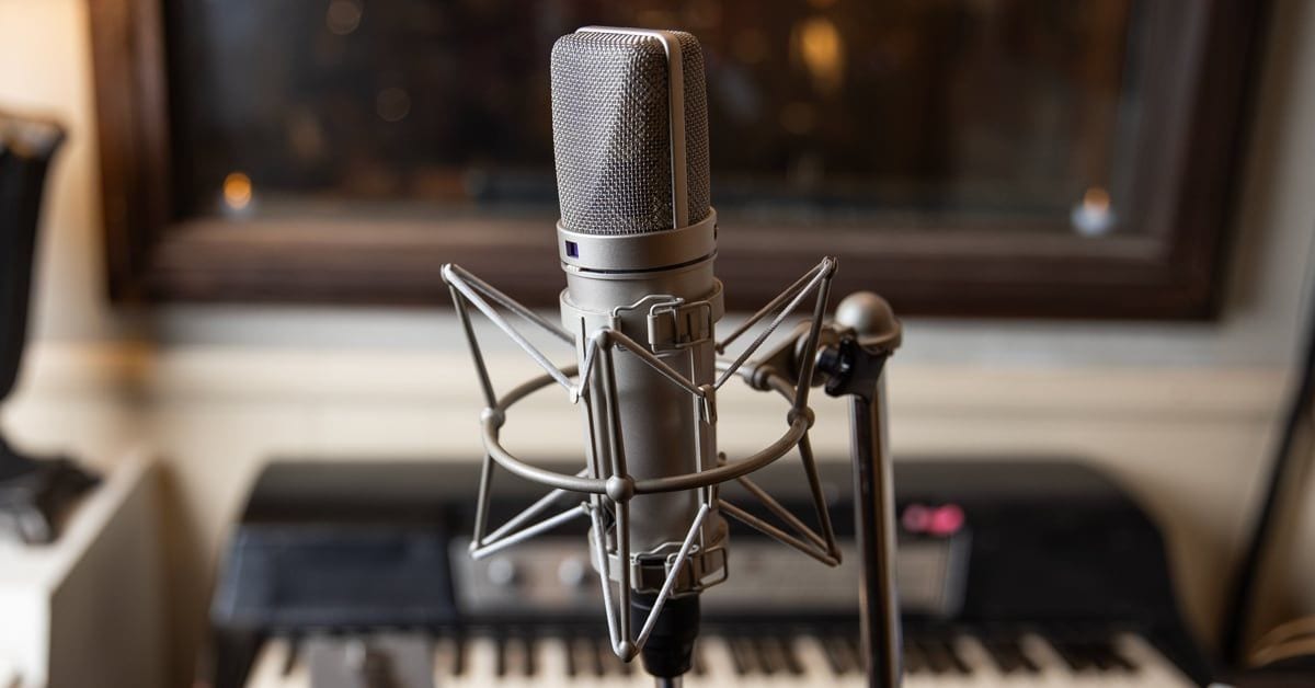 The Iconic Neumann U 67 Tube Condenser Mic: History, Sound & Best Uses