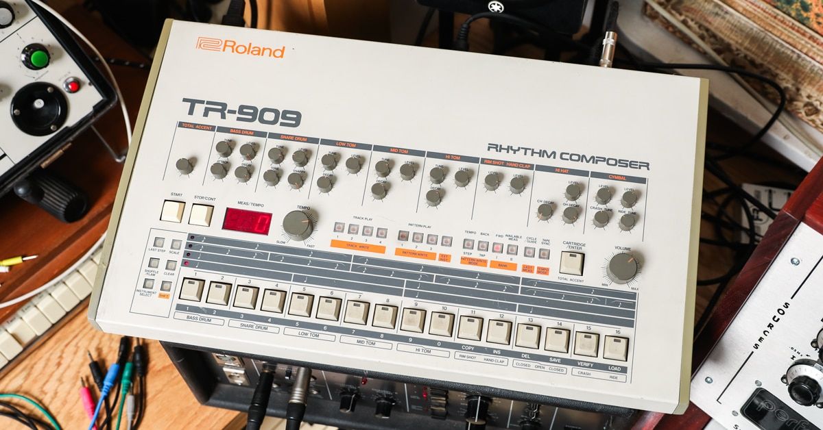 A Spotlight on the Roland TR-909