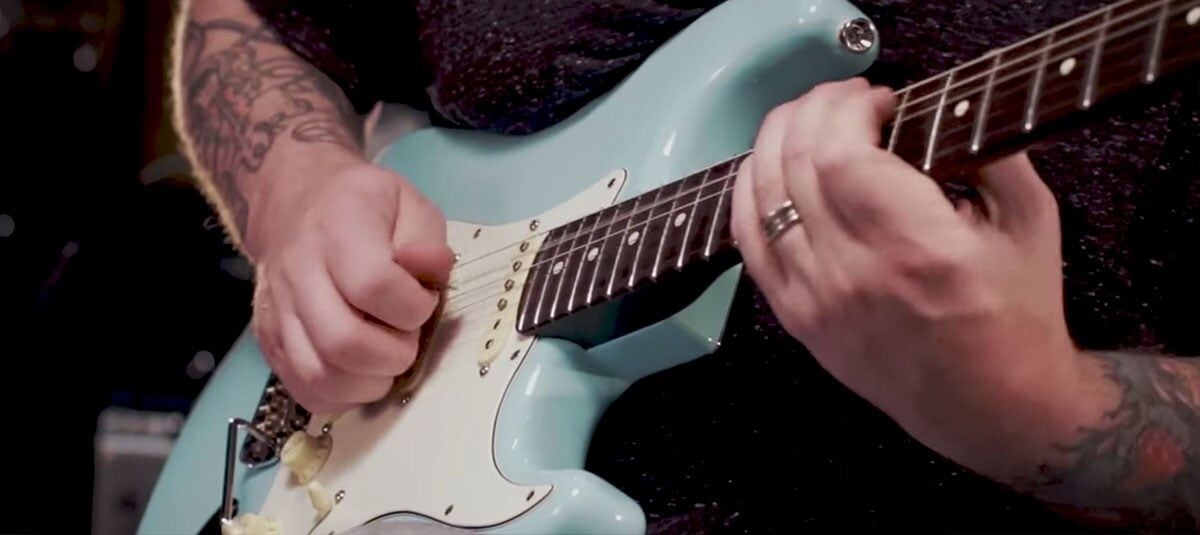 Fender Limited Edition American Pro Stratocaster with Rosewood Neck