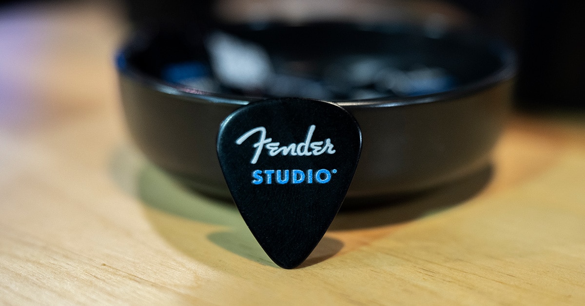 5 Reasons for Guitarists to Switch to Fender Studio Pro (and Why Bassists Should Care, Too)