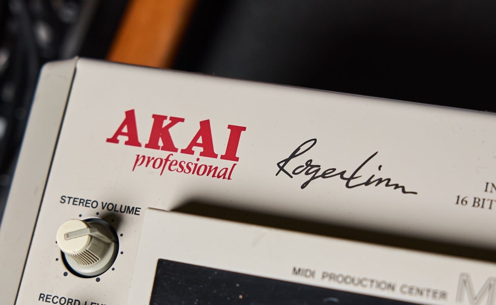 Akai Professional MPC3000 Akai Logo