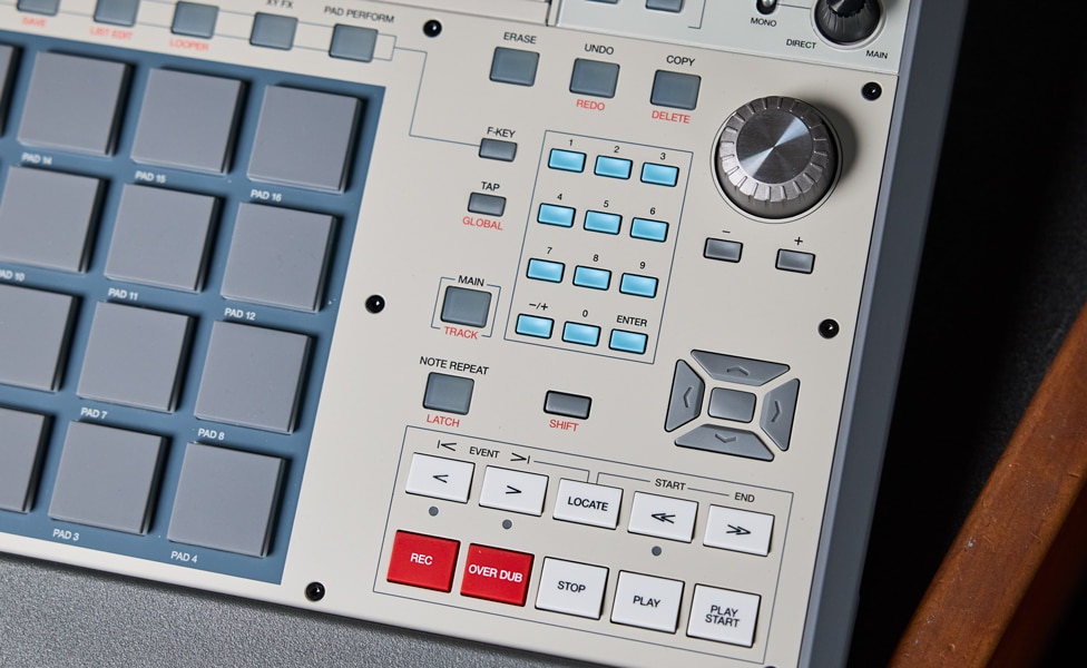 Akai Professional MPC X SE Beat Pads and Controls