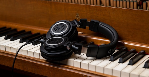 Best Studio Headphones for Recording, Mixing and Mastering