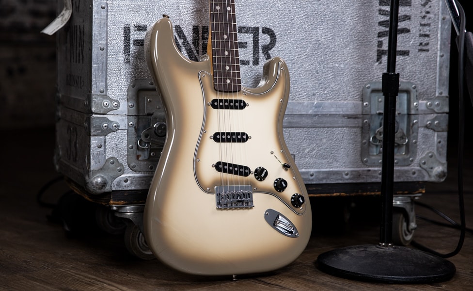 Fender 70th Anniversary Vintera II Antigua Stratocaster