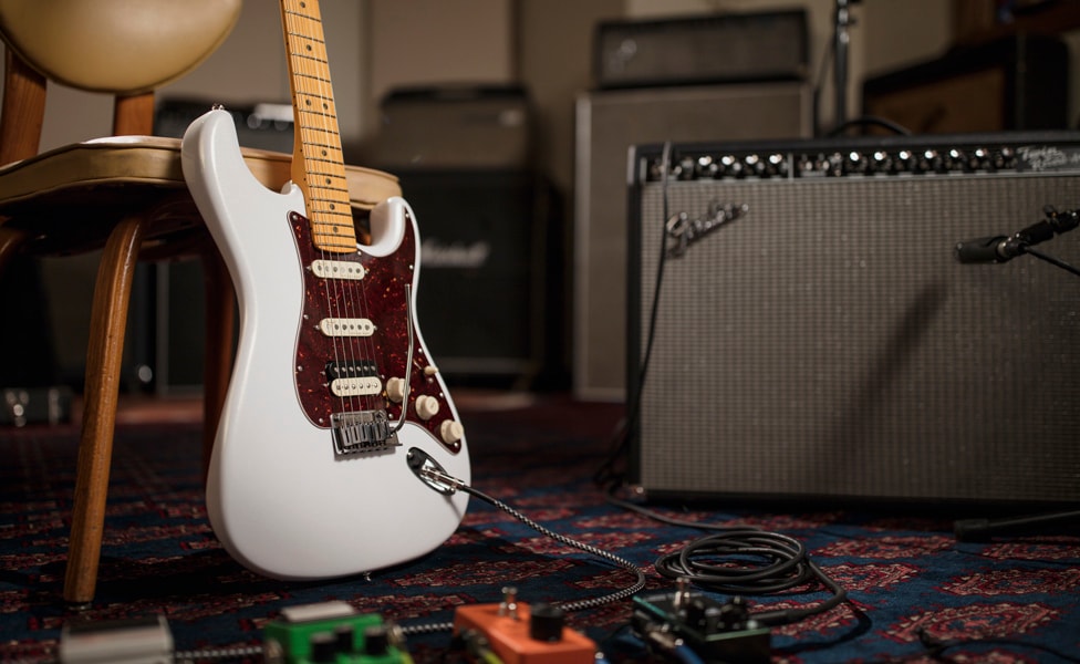 Fender American Ultra HSS Stratocaster