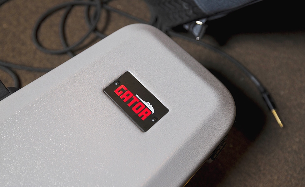 Gator Flight Pro V3 TSA ATA Molded Acoustic Guitar Case