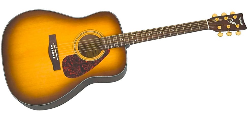 Yamaha F335 Acoustic Guitar