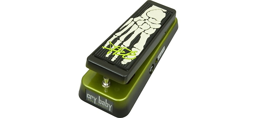 Dunlop KH95 Kirk Hammett Signature Cry Baby Wah Guitar Effects Pedal in Black and Green