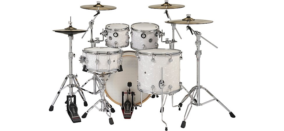 DW DWe Acoustic-Electronic Convertible 5-Piece Drum Set Bundle With 22" Bass Drums, Cymbals and Hardware