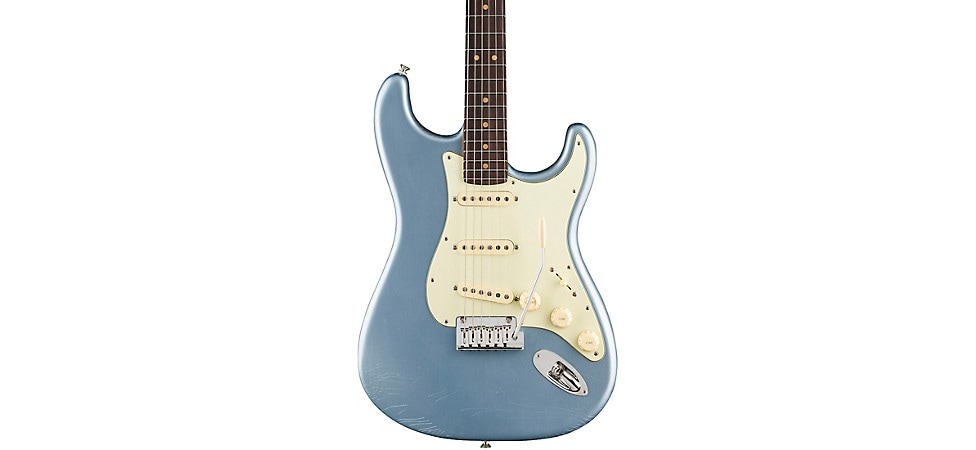 Fender American Ultra Luxe Vintage '60s Stratocaster in Ice Blue Metallic