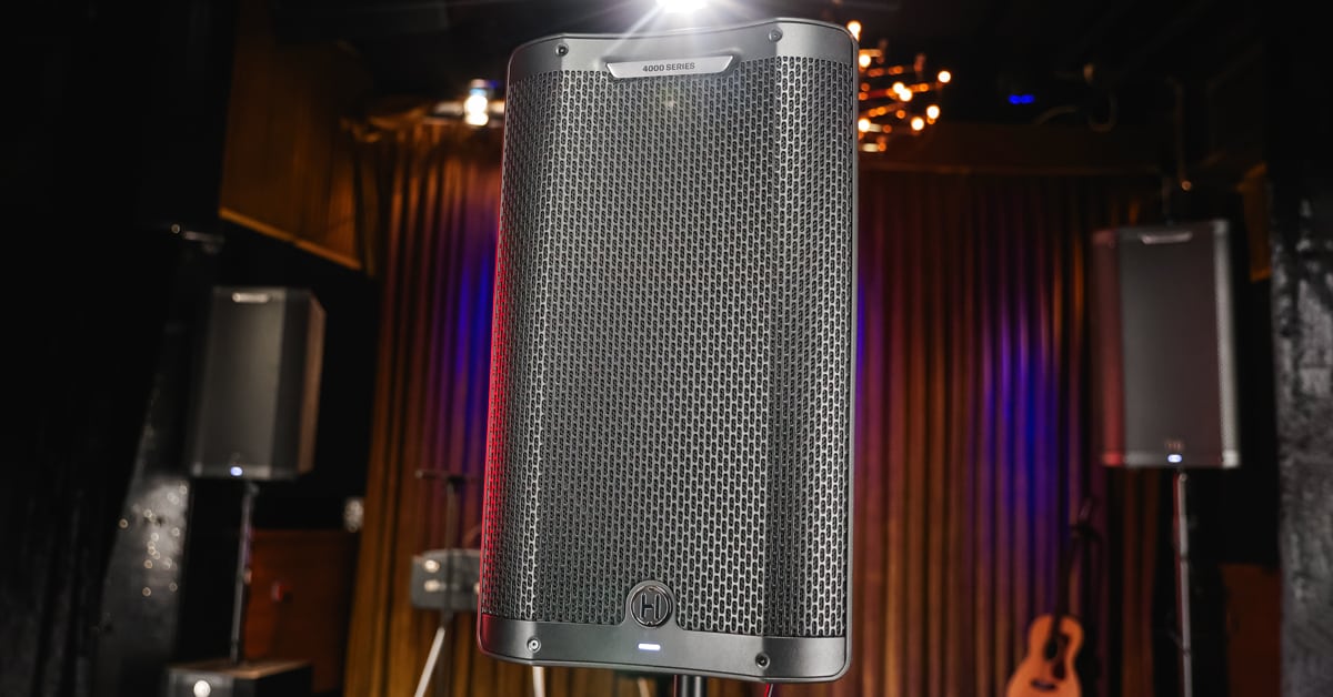 Harbinger VARI Live 4400 Series Powered Speakers | Maximum Headroom