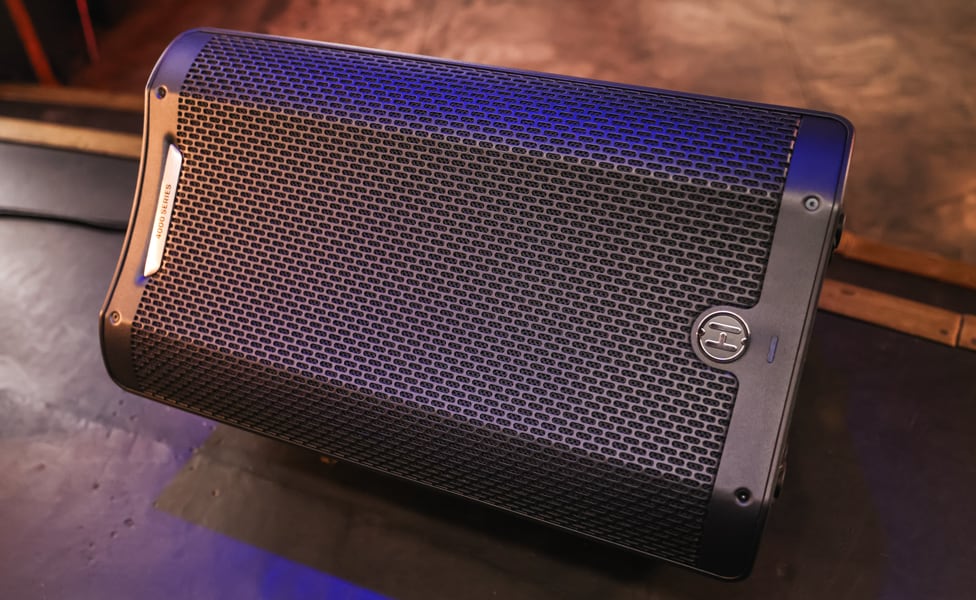 Harbinger V4400 Being Used as Stage Monitor