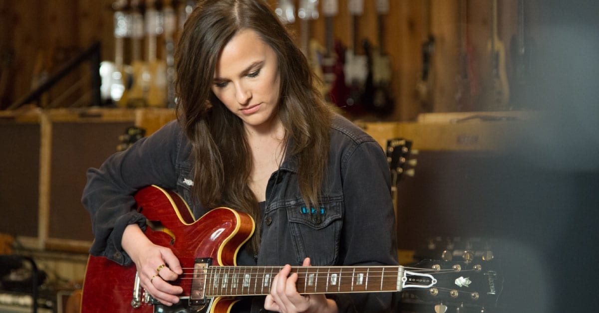 Gibson at a Crossroads | Emily Wolfe and Clapton's 