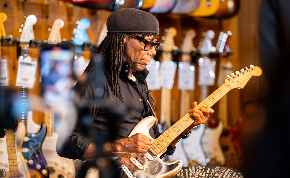 Nile Rodgers Playing his "Hitmaker" Stratocaster on-stage at Guitar Center Hollywood
