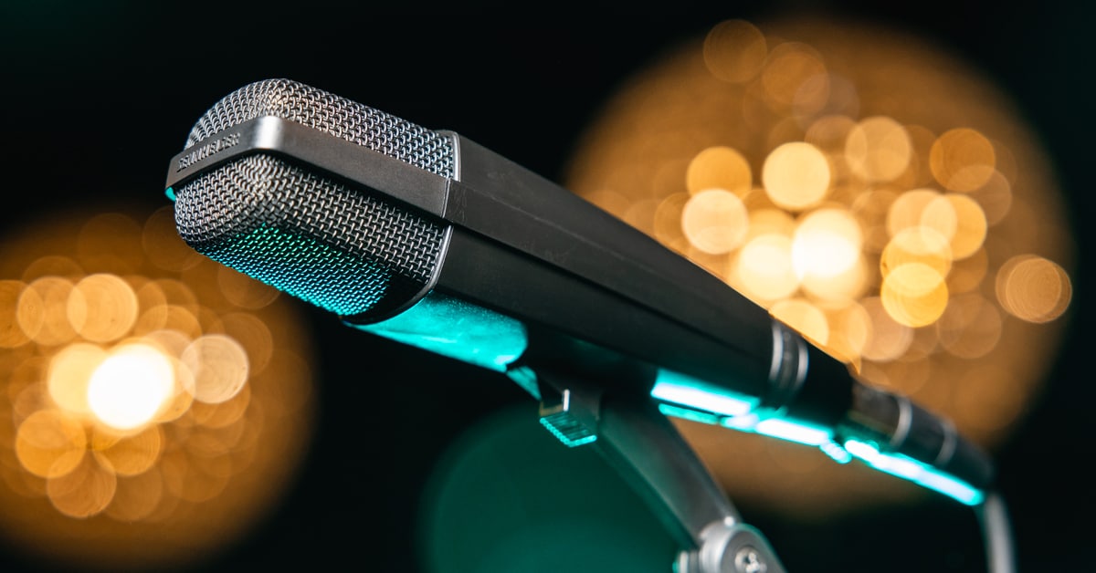 Spotlight on the Sennheiser MD 421 Dynamic Microphone