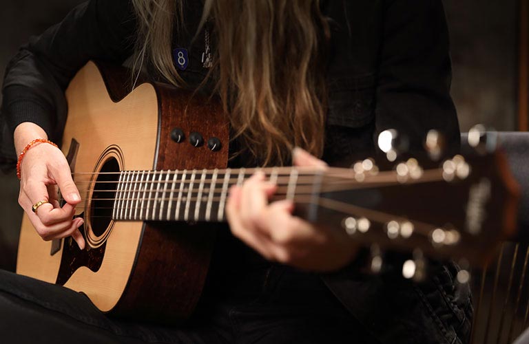 Taylor GT Urban Ash.