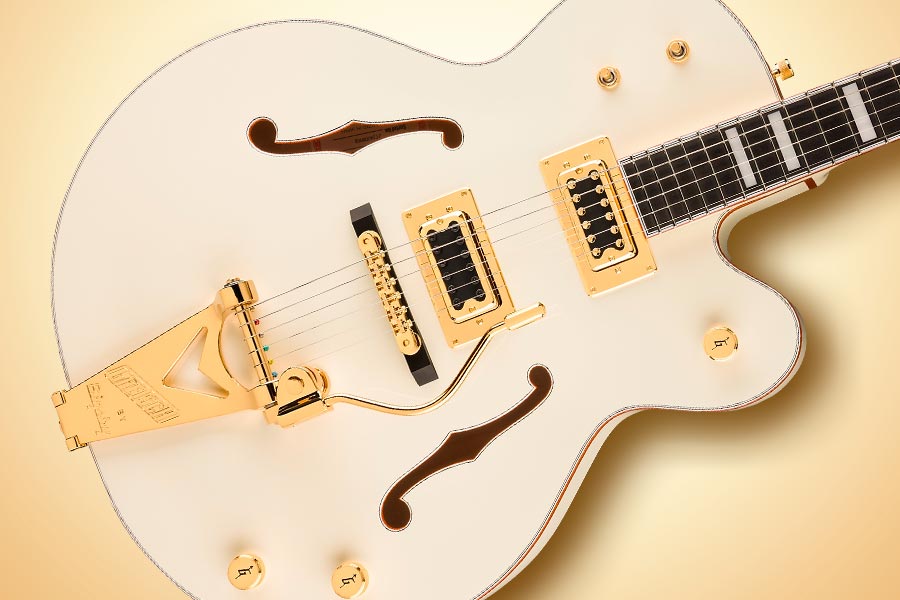 G8424T Gretsch G8424T Billy Duffy Signature Falcon LTD Hollowbody With Bigsby Electric Guitar Vintage White