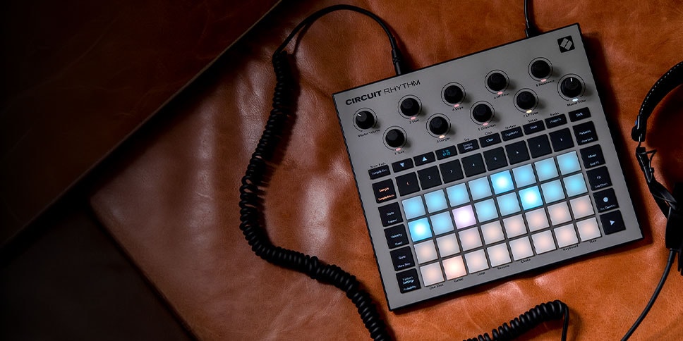 Keyboard Deals | Guitar Center