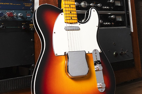Fender Custom Shop Eric Clapton Blind Faith Telecaster® class=