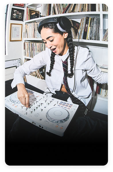 DJ
