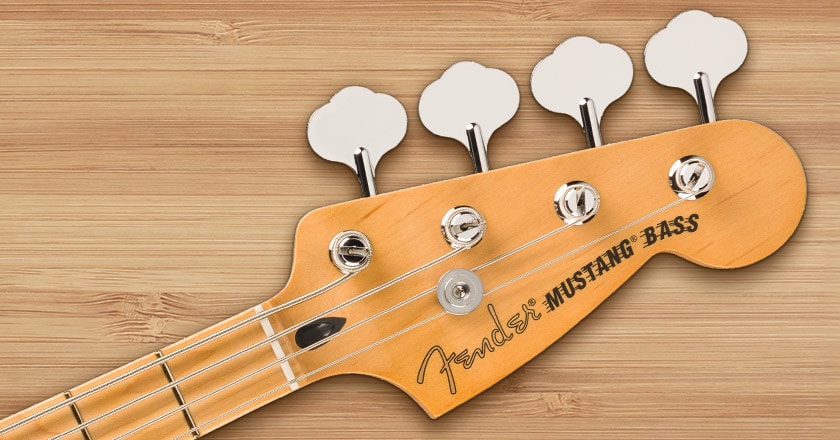 Fender Player II Mustang Bass PJ Maple Fingerboard Headstock