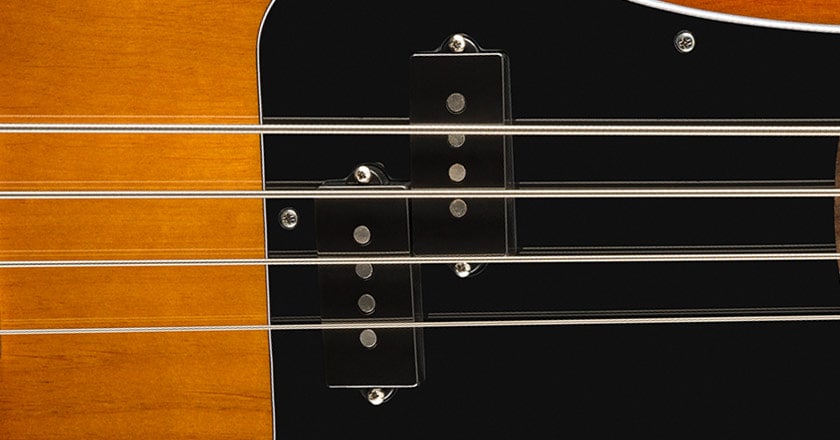 Fender Player II Precision Bass Rosewood Fingerboard Alnico V Split-Coil Pickups