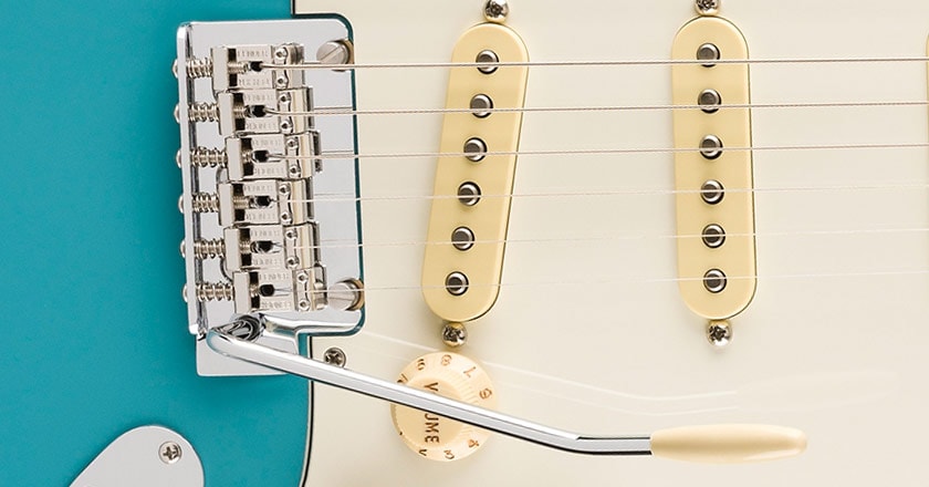 Fender Player II Stratocaster Maple Fingerboard Synchronized Tremolo