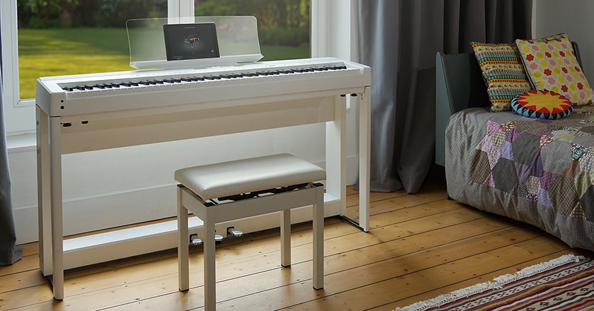 Kawai ES520 Digital Piano with Bench