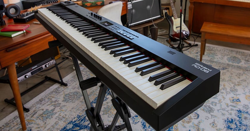 Roland RD-08 Stage Piano Portability