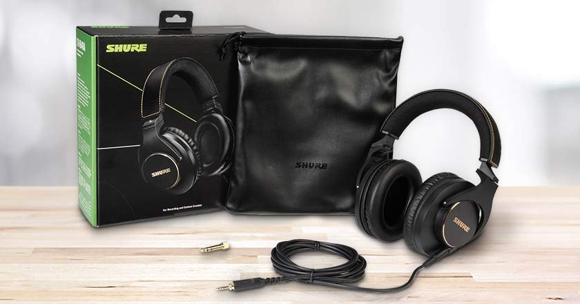 Shure SRH840A Professional Monitoring Headphones with box pouch and cables